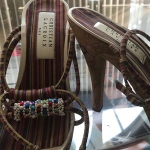 Christian Lacroix Wedges with wood design 9